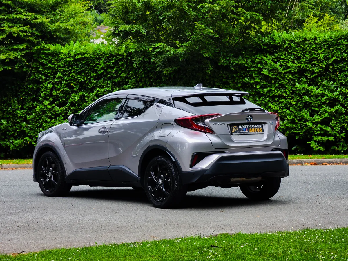 2019 Toyota C-HR 1.8 Petrol Hybris Automatic Sol - Image 6