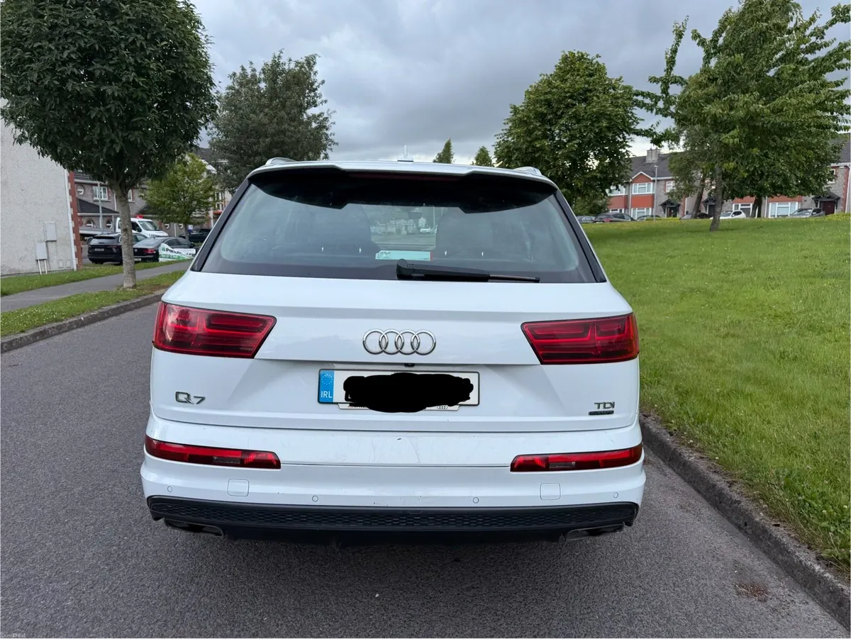 Audi Q7 S line price €15.500 - Image 2