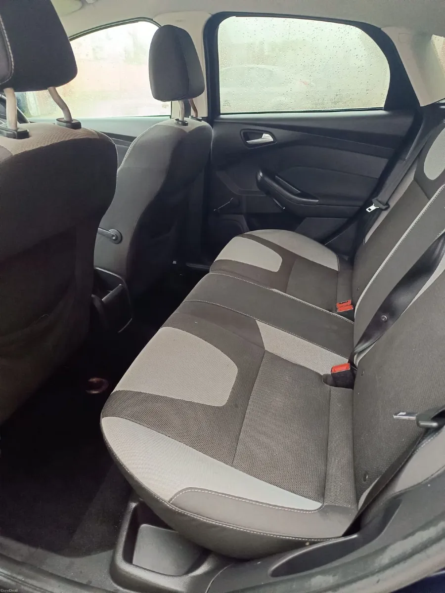 Ford Focus 2013 - Image 6