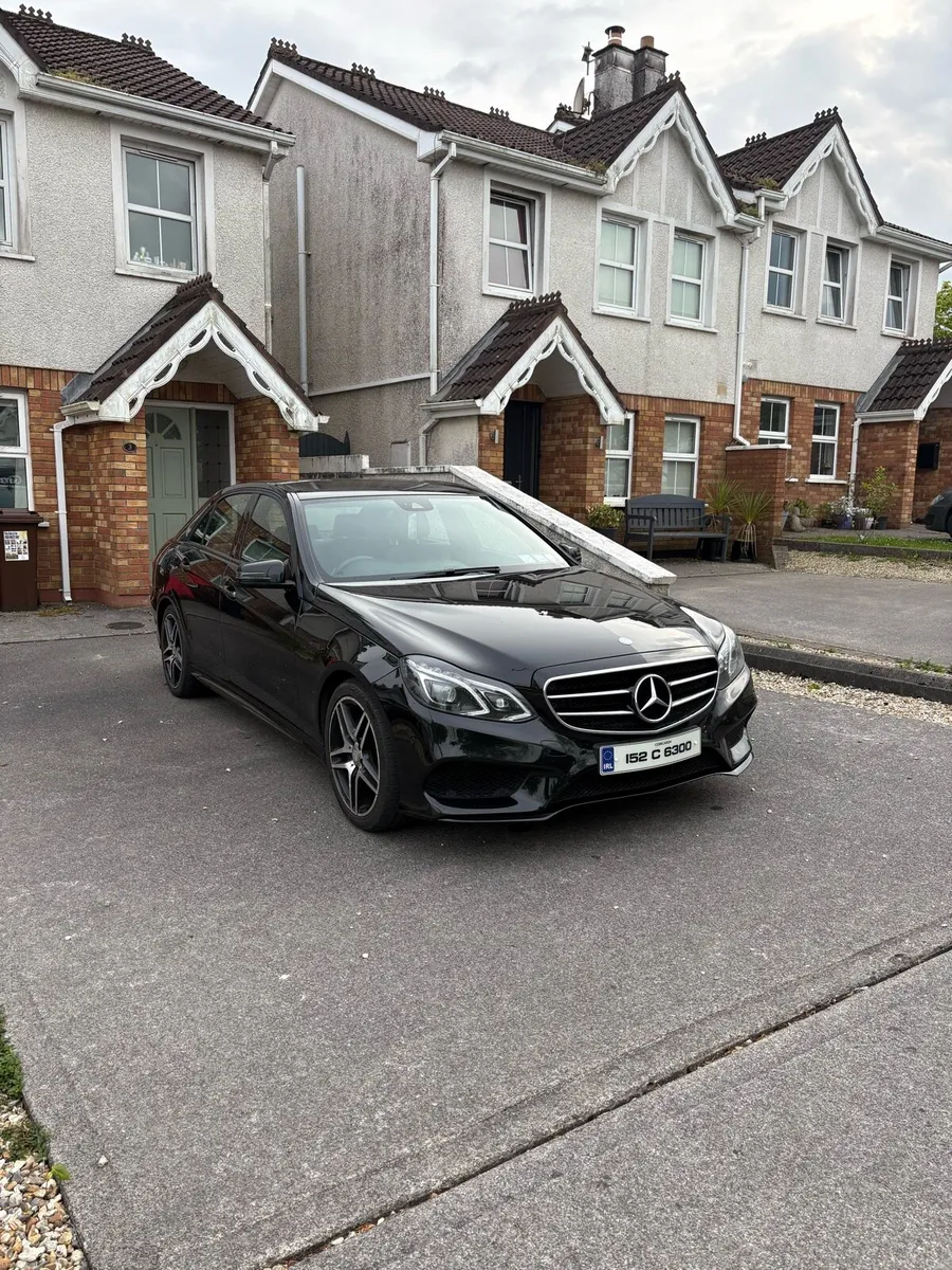 152 Mercedes Benz e220 AMG Night edition with - Image 1