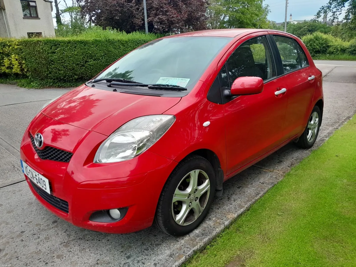 2010 Toyota Yaris d4d nct 02/27 tax 07/26 €2400 - Image 1