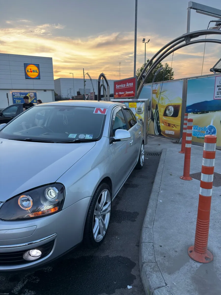 Volkwagen Jetta 1.9TDI (low km) - Image 3