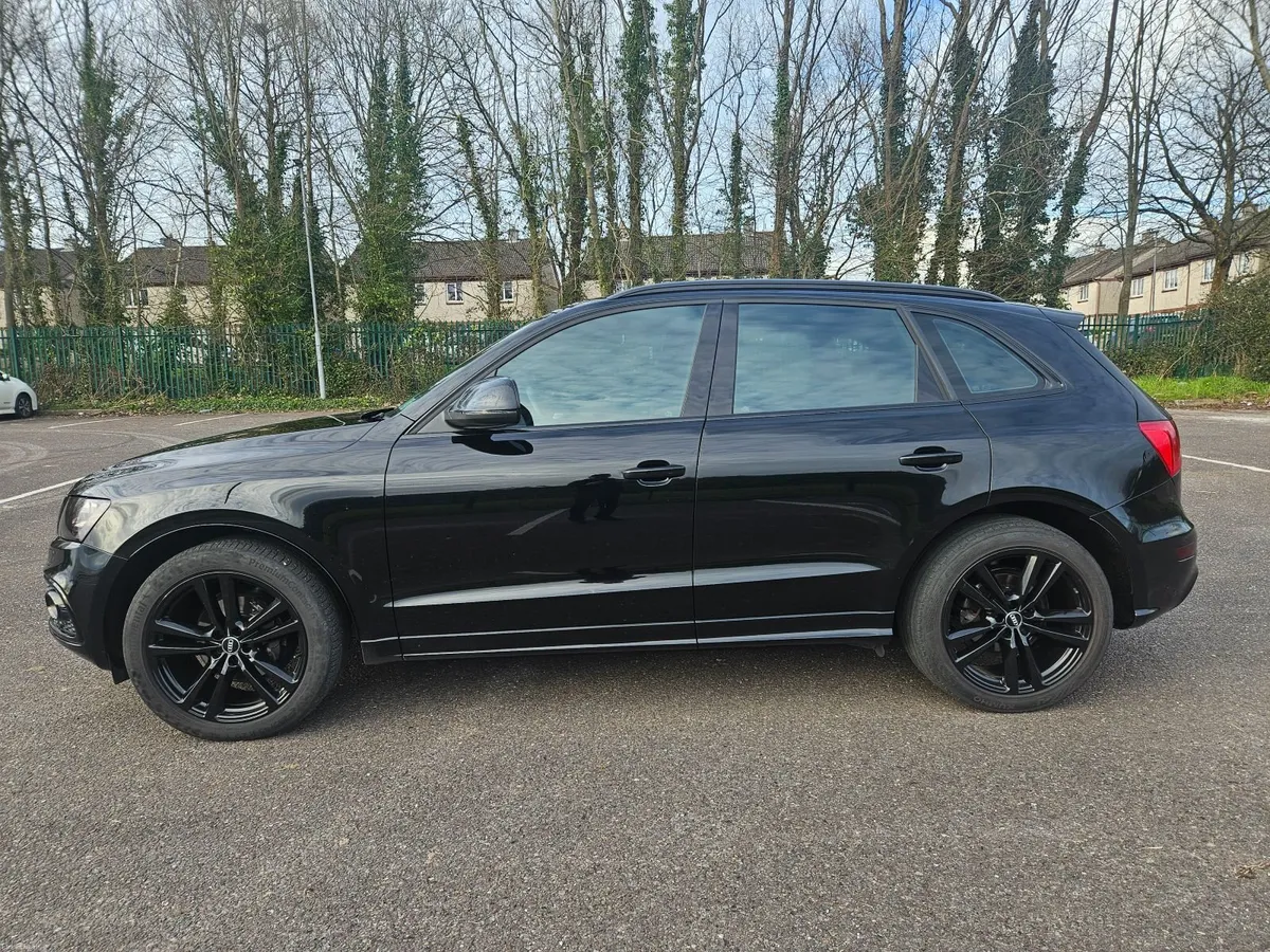 Audi Q5 2,0 TDI SE - Image 3