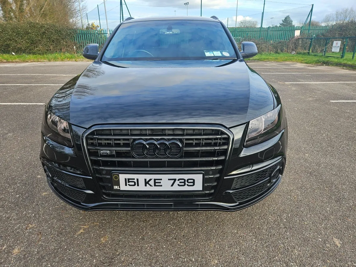 Audi Q5 2,0 TDI SE - Image 2