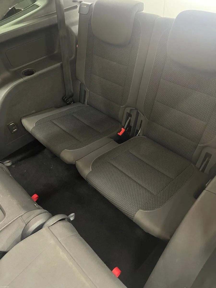 Volkswagen Touran 2014 - Image 3