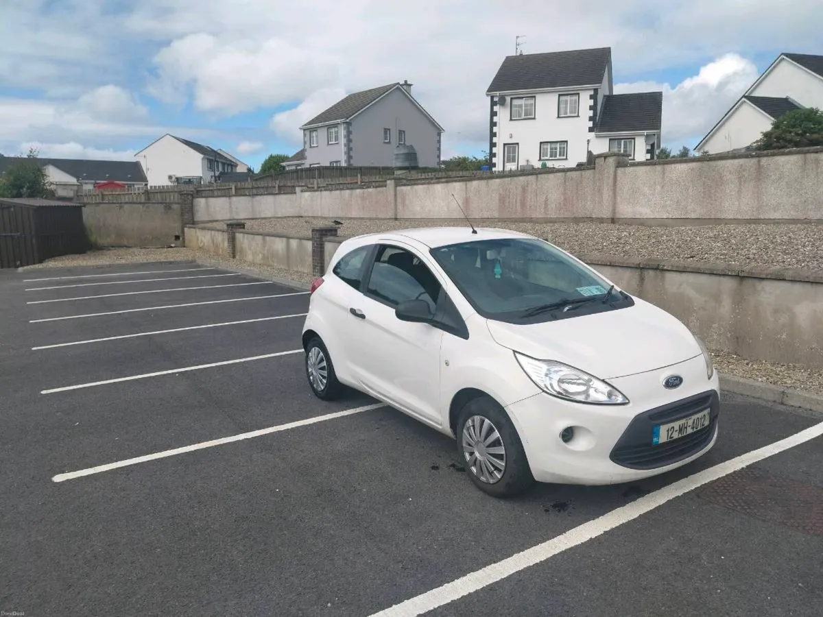 Car - Image 2