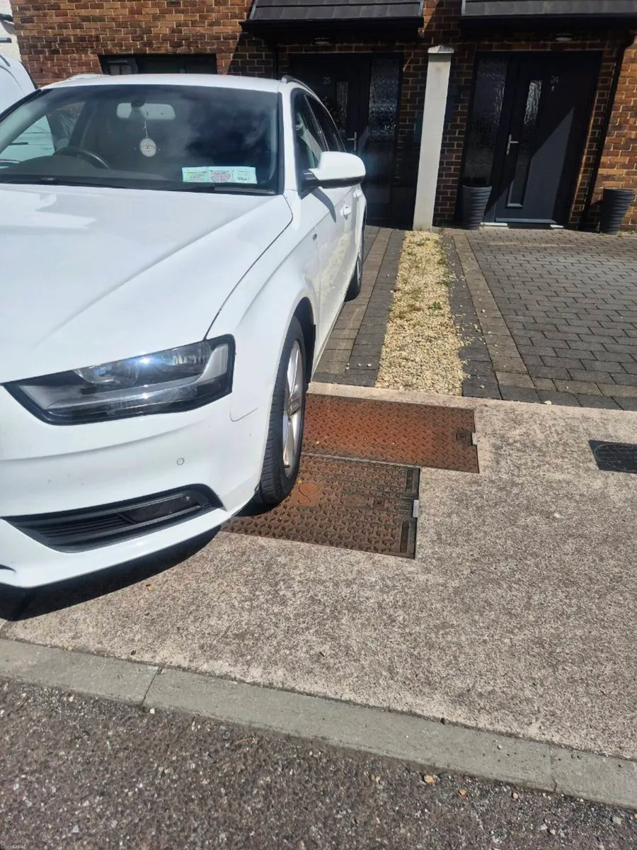 Audi a4 estate - Image 1