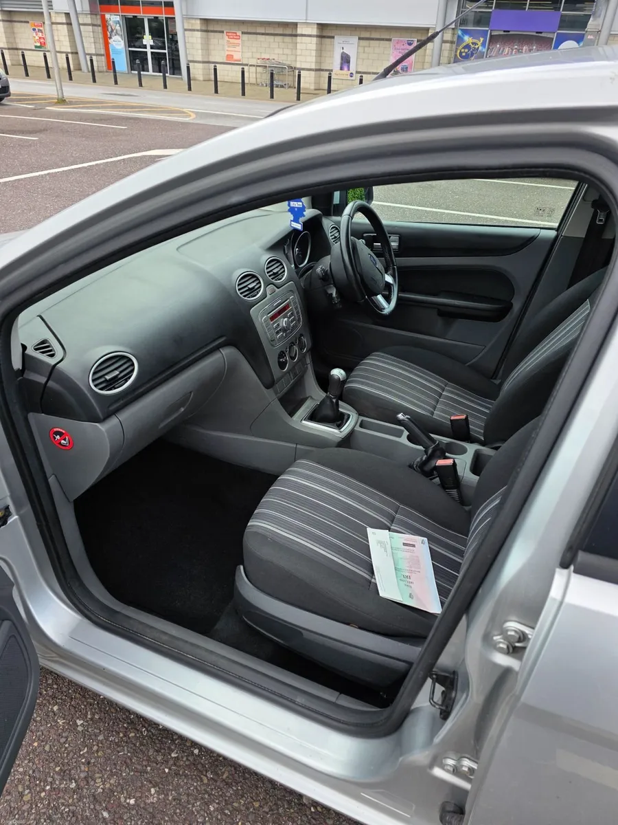 Ford Focus 2009 NEW NCT 05/27 - Image 2