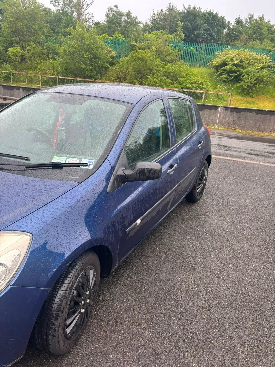 Car - Image 3