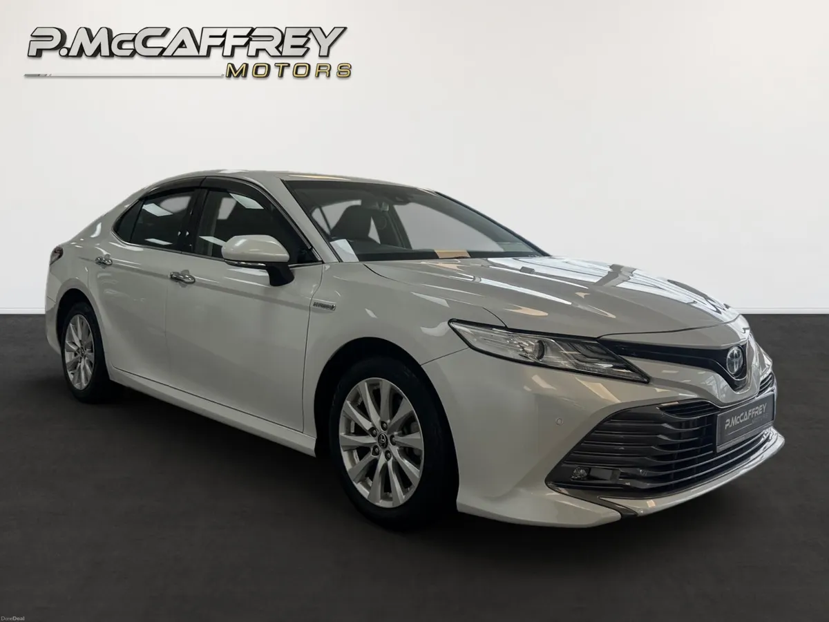 2019 Toyota Camry 2.5 Self Charging Hybrid - Image 3