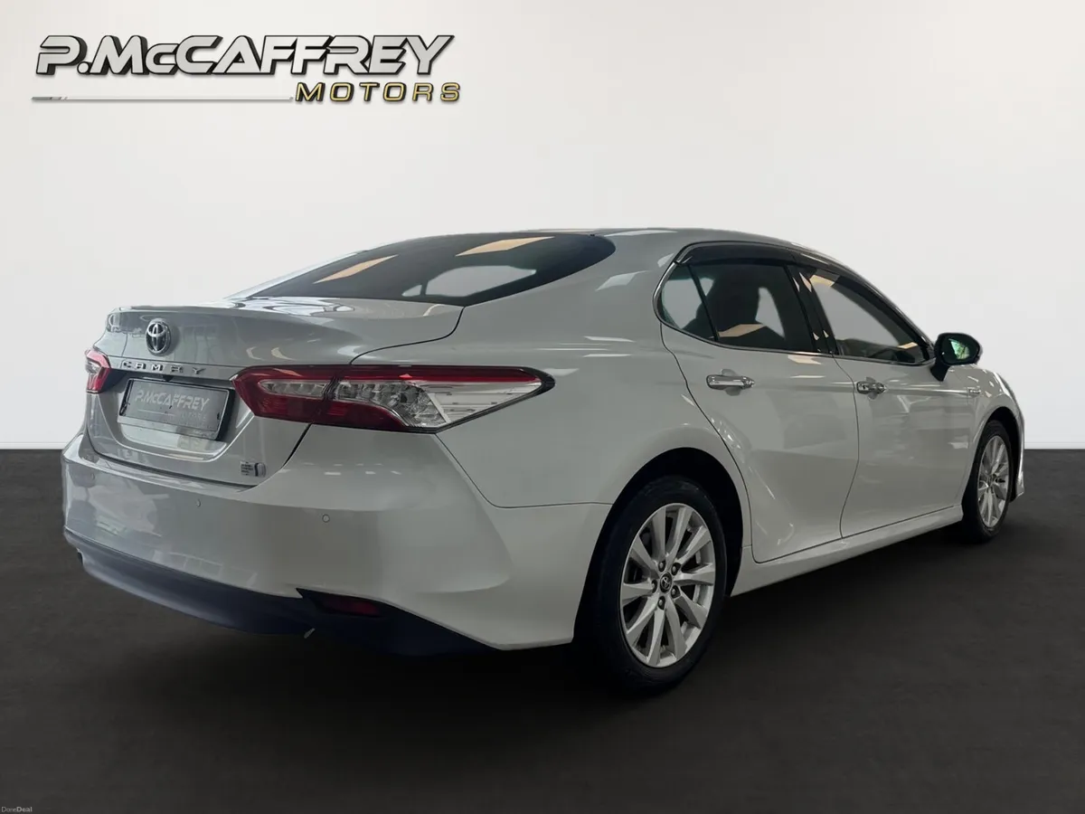 2019 Toyota Camry 2.5 Self Charging Hybrid - Image 5