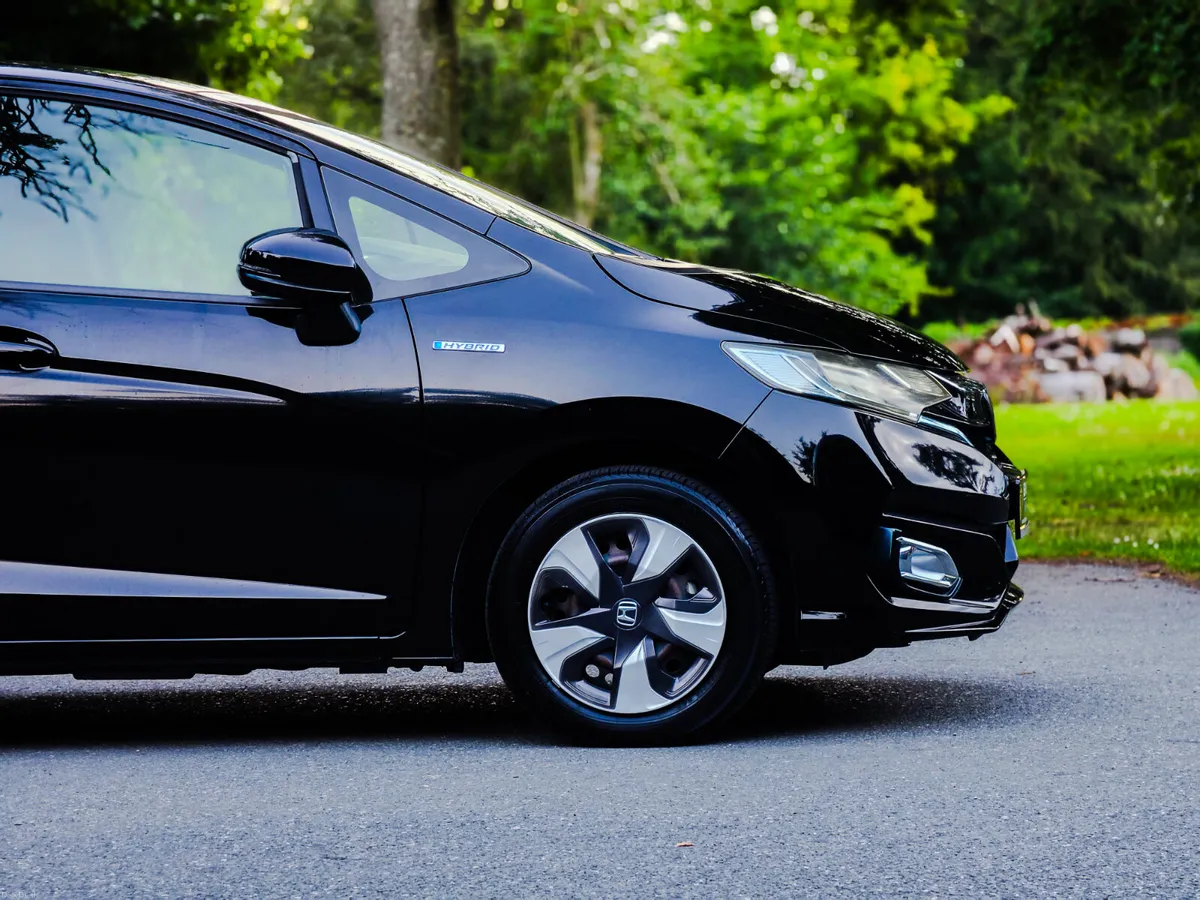 2019 Honda Fit 1.5 Petrol Hybrid Auto Spt Leather - Image 4