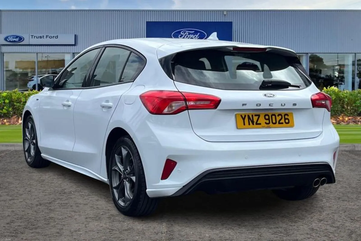 Ford Focus ST-Line - Image 2