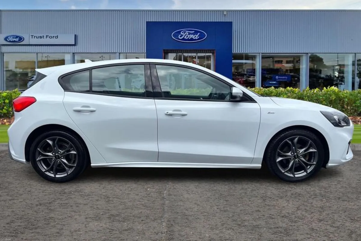 Ford Focus ST-Line - Image 3