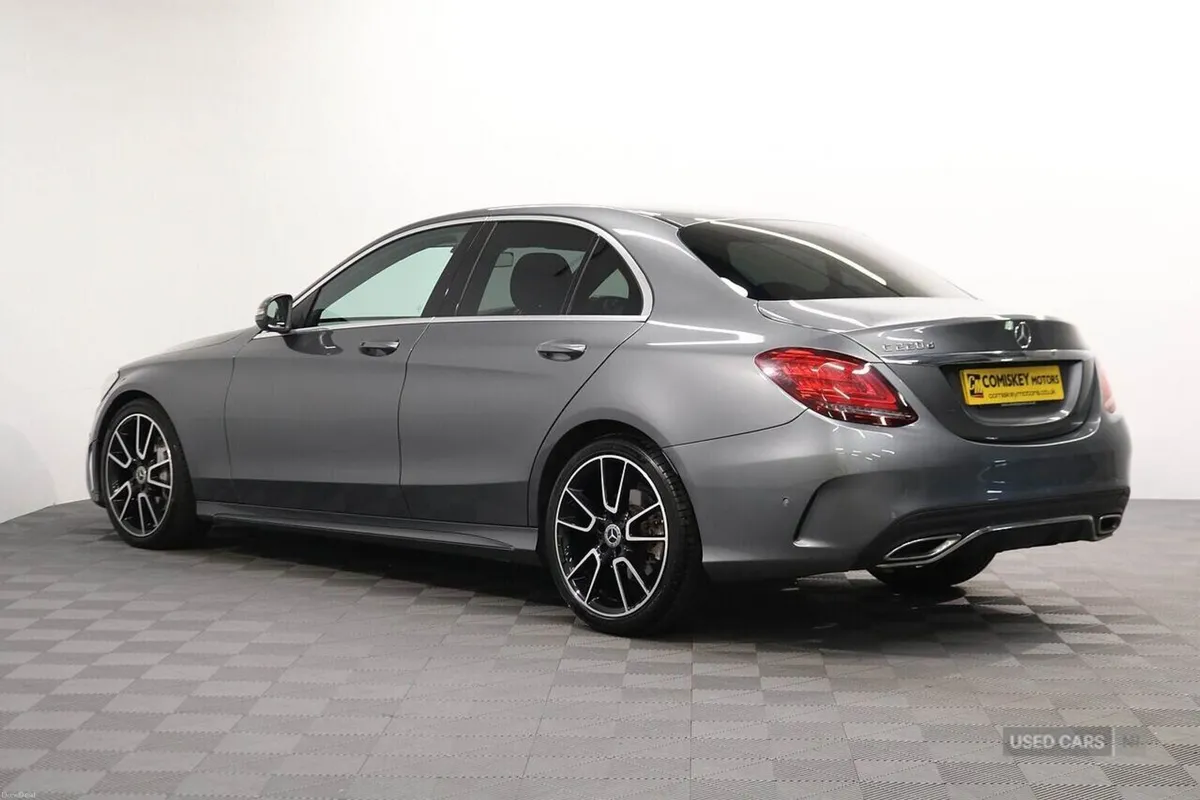 Mercedes-Benz C-Class C220d AMG Line - Image 4
