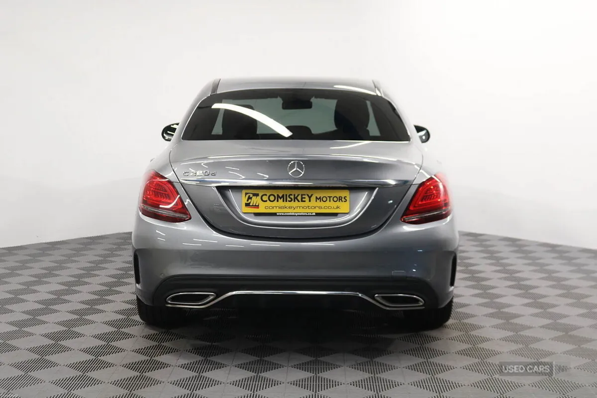 Mercedes-Benz C-Class C220d AMG Line - Image 5