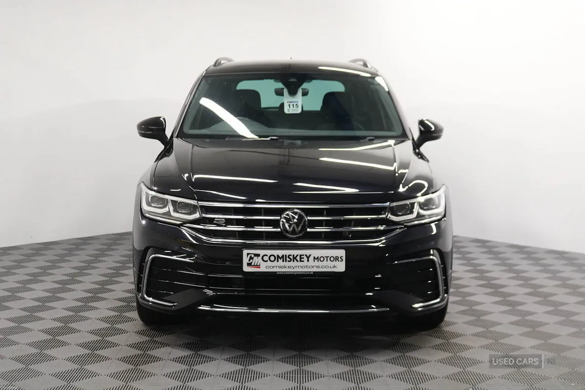 Volkswagen Tiguan TSI R-Line - Image 2