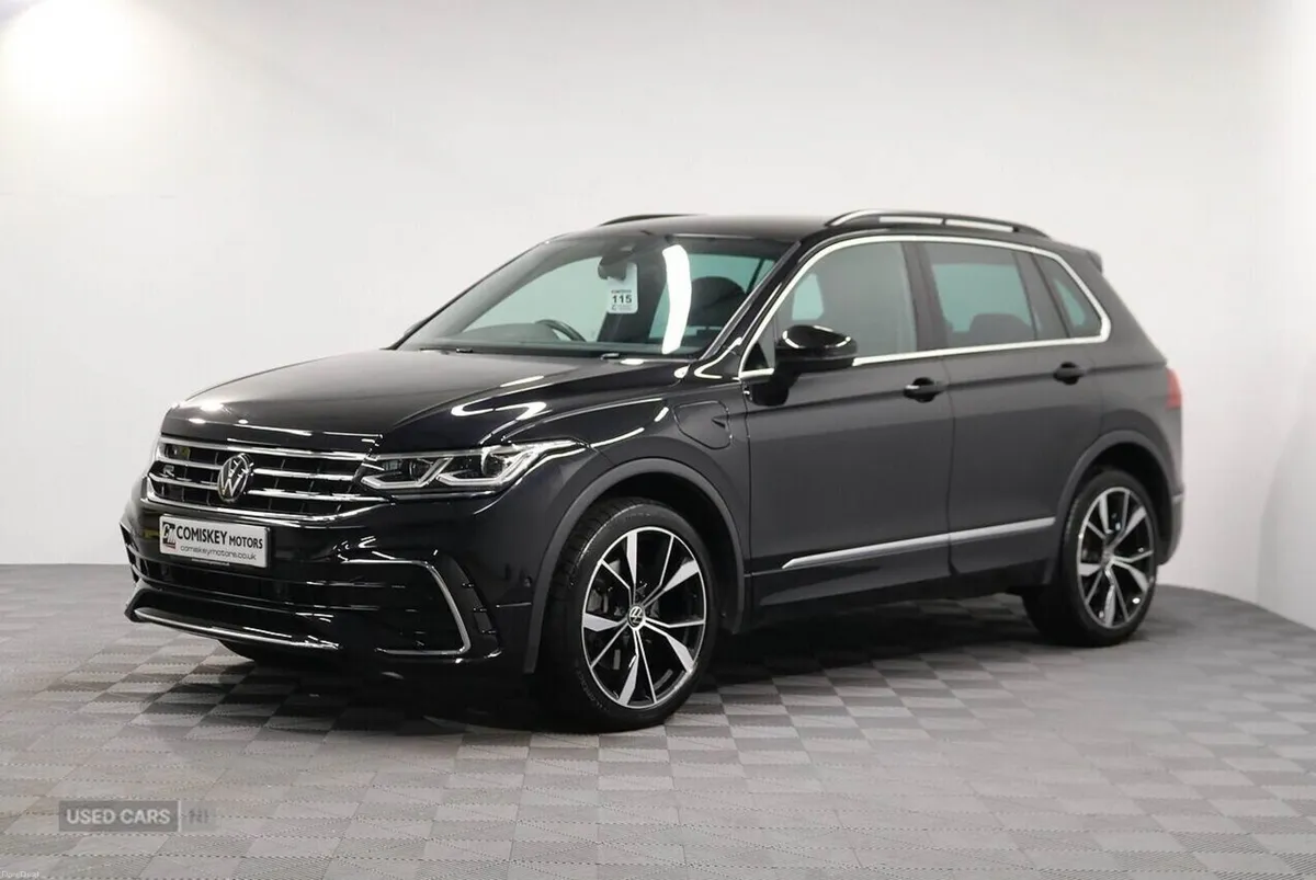Volkswagen Tiguan TSI R-Line - Image 3