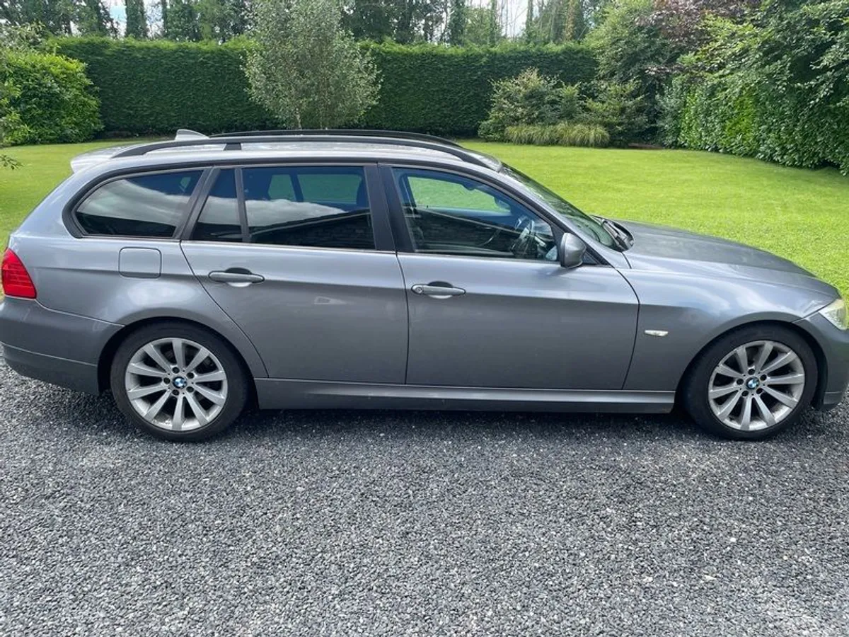 2009 Bmw 3-series parts or repair - Image 3