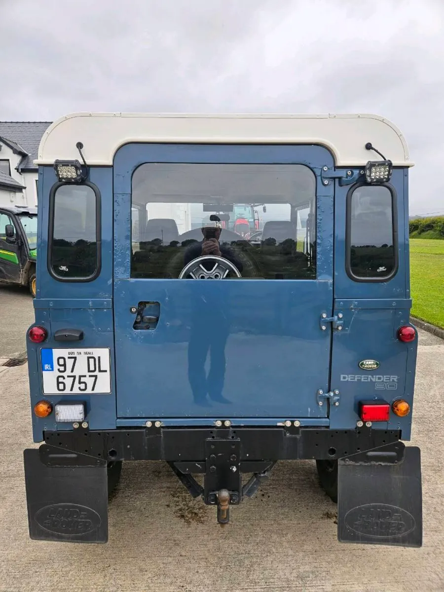 Landrover Defender 300tdi 1997 - Image 4