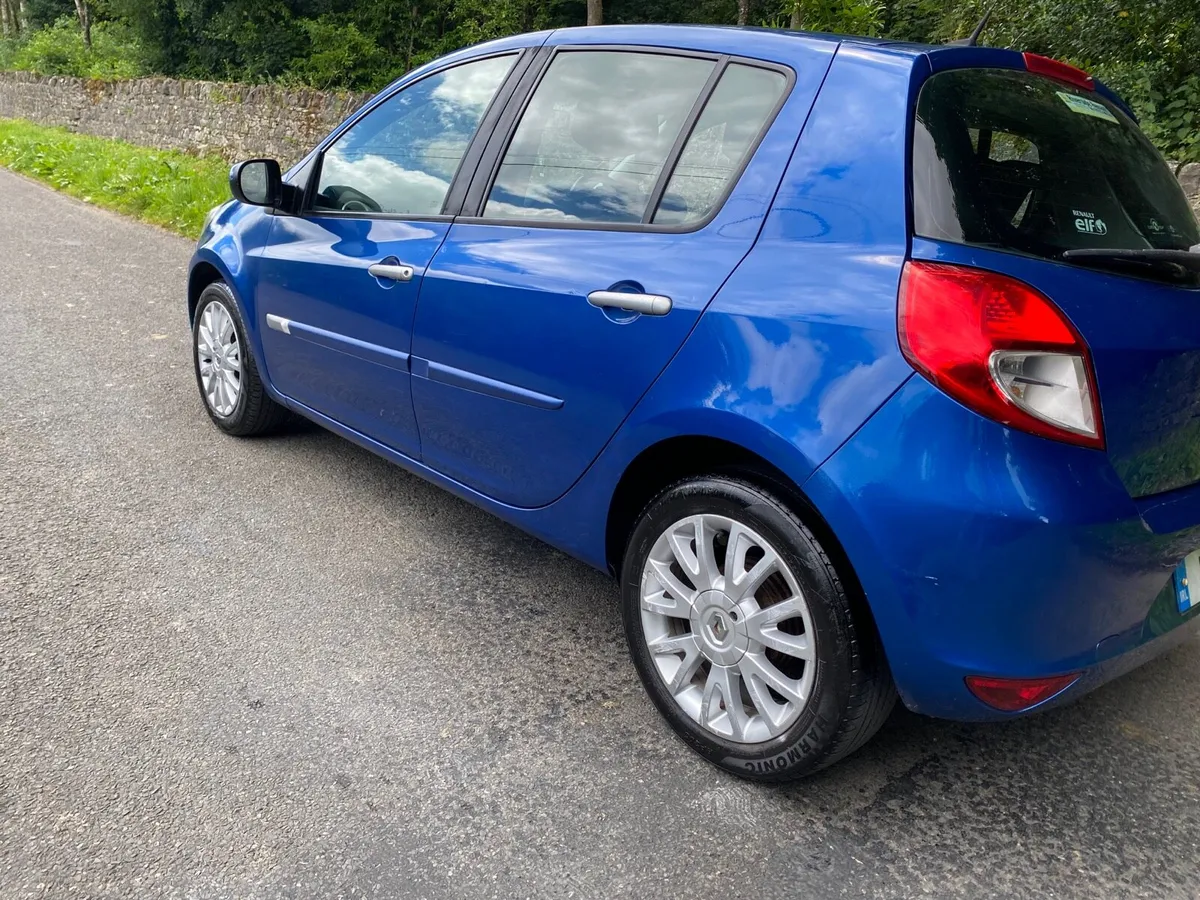 RENAULT CLIO AS NEW I MEAN ITS NEW MINT😻 - Image 4