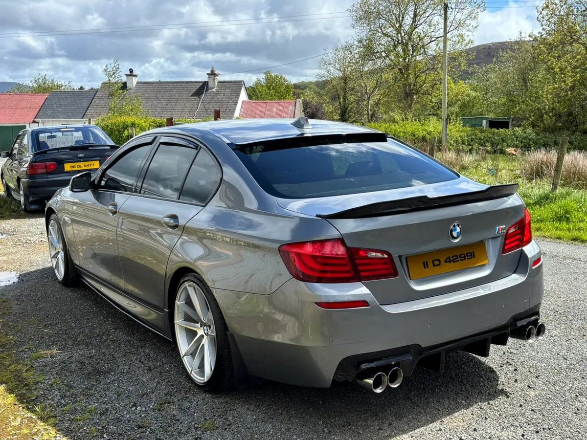 Car - Image 2