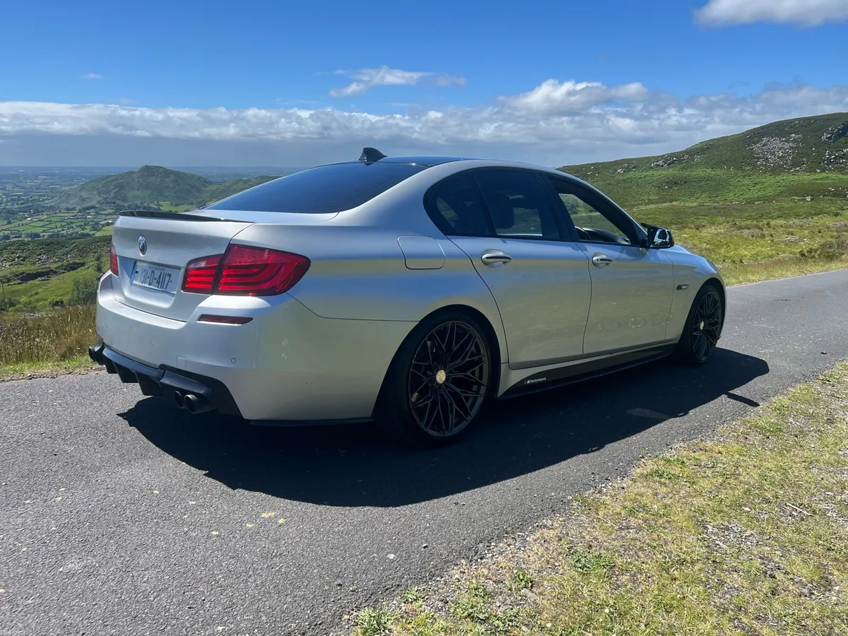 Bmw 520 msport - Image 4