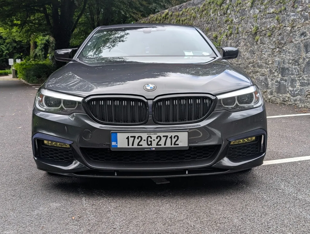 2017 Bmw 530e M Sport - Image 4