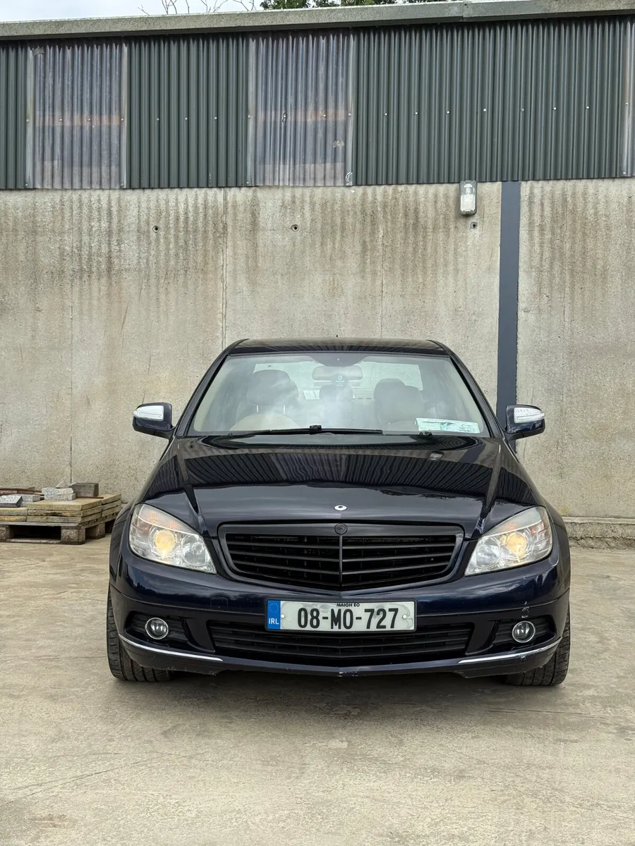 Mercedes-Benz C-Class 2008 automatic - Image 3