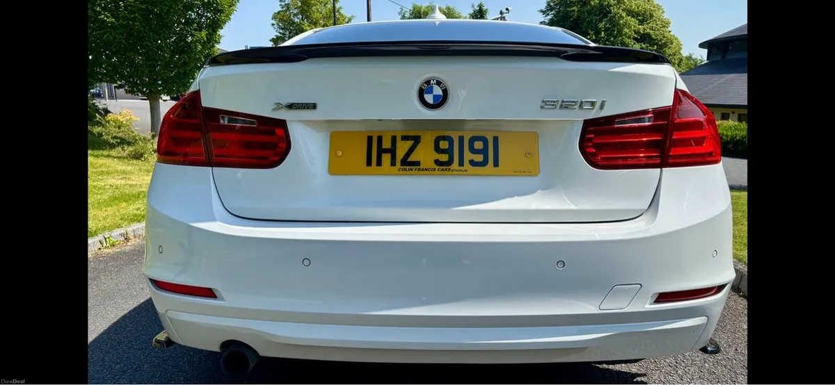 2013 BMW 320i SPORT XDRIVE LOW MILES - Image 6