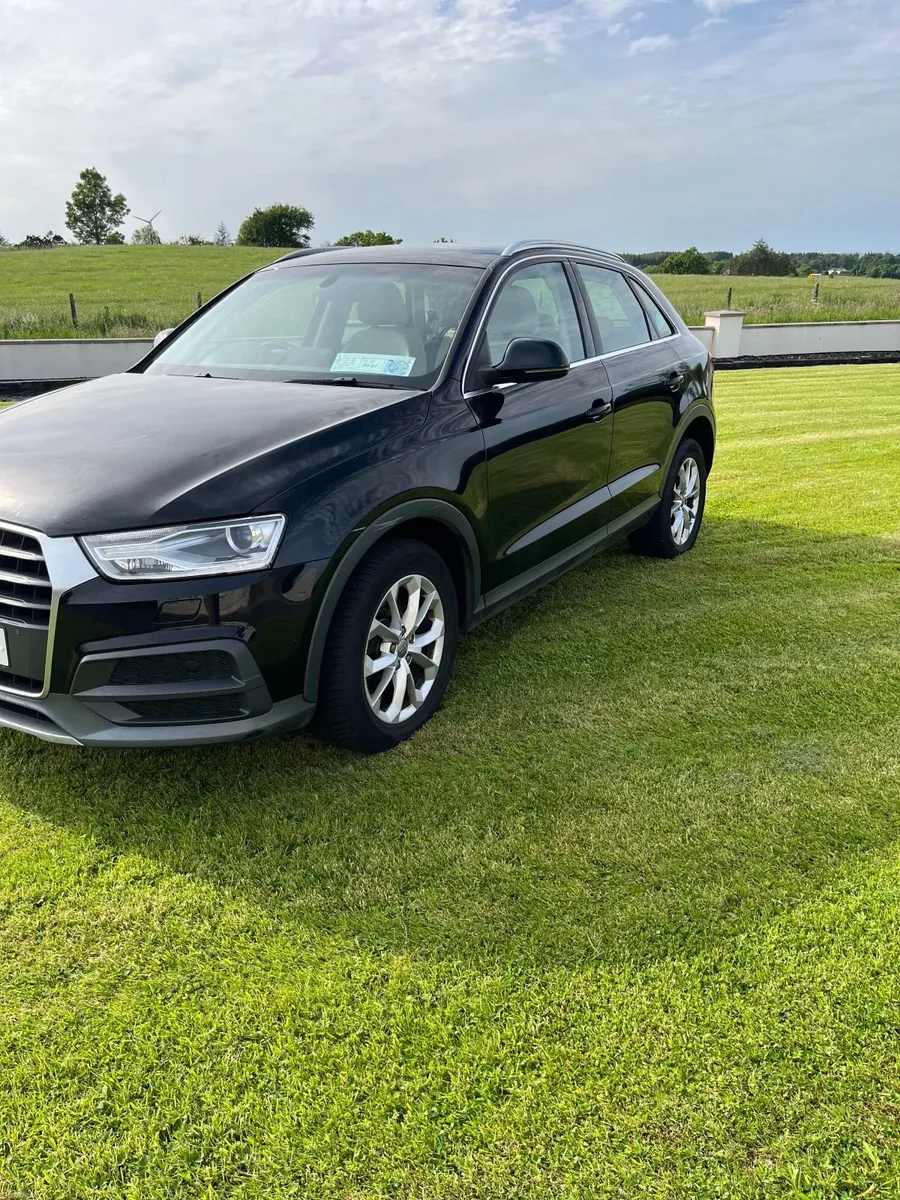 Audi Q3 2018 - Image 2
