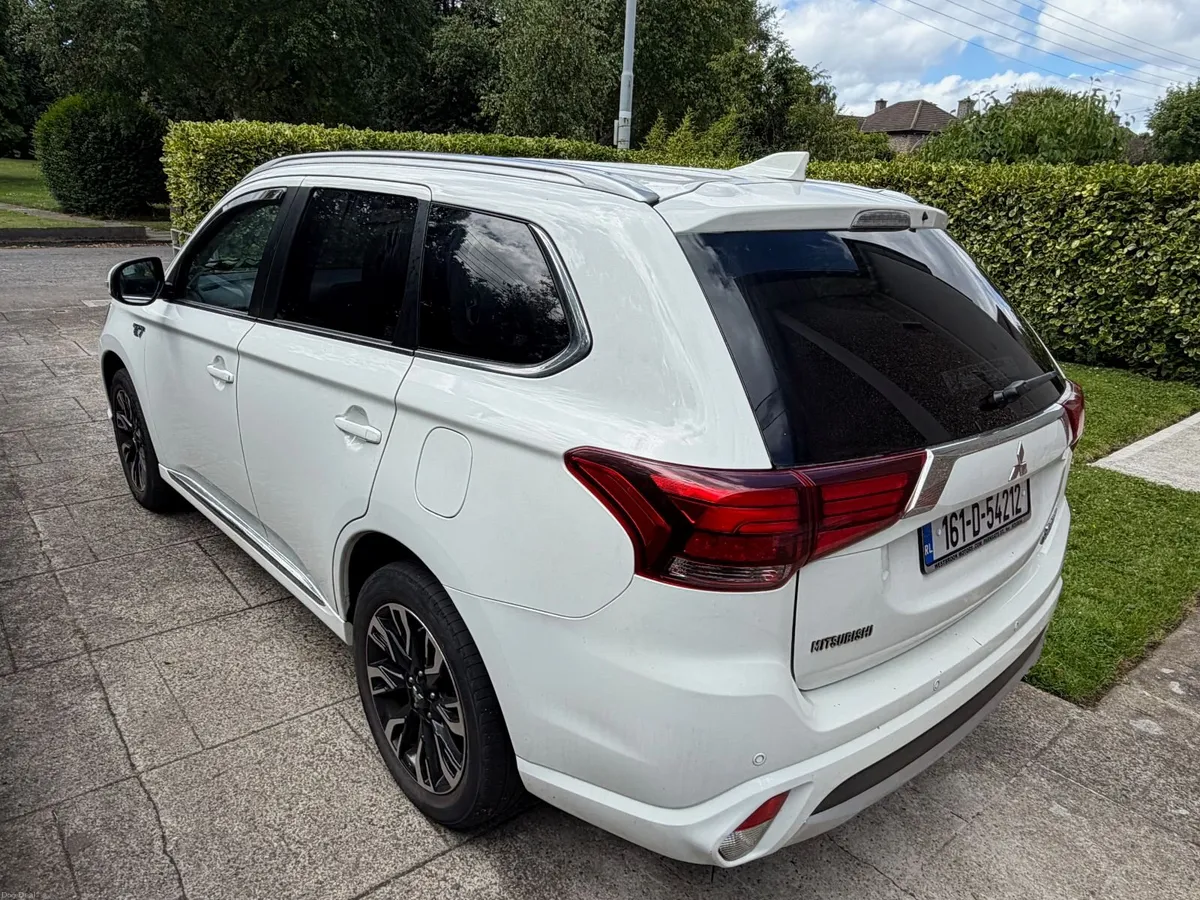 Mitsubishi Outlander 2016 - Image 4