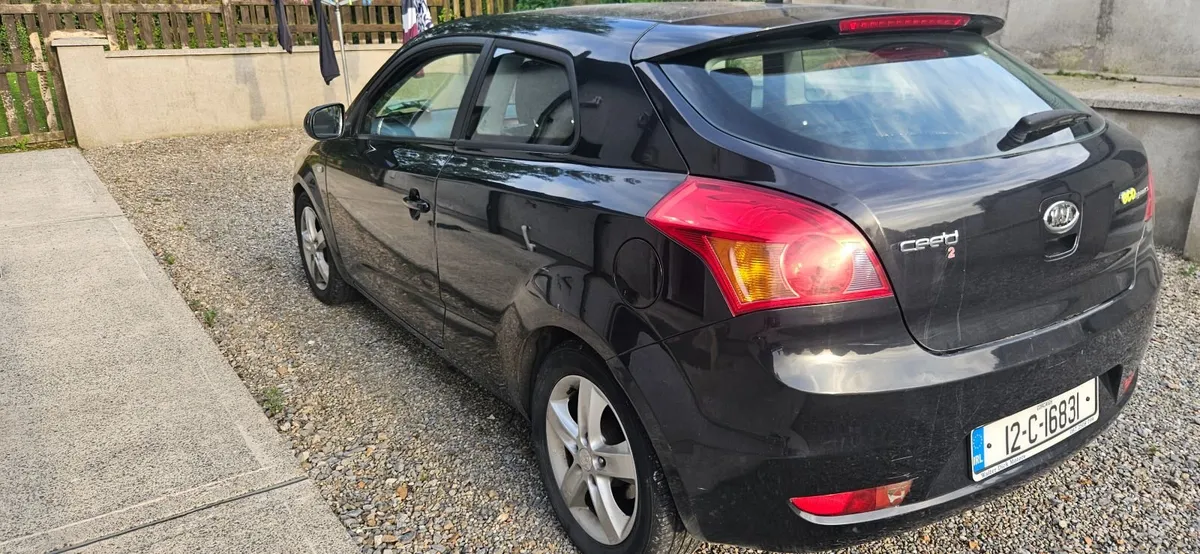 Kia Ceed 2012 - Image 6