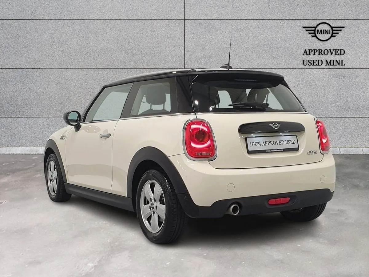 Mini Cooper 3-Door Cooper Classic - Image 3