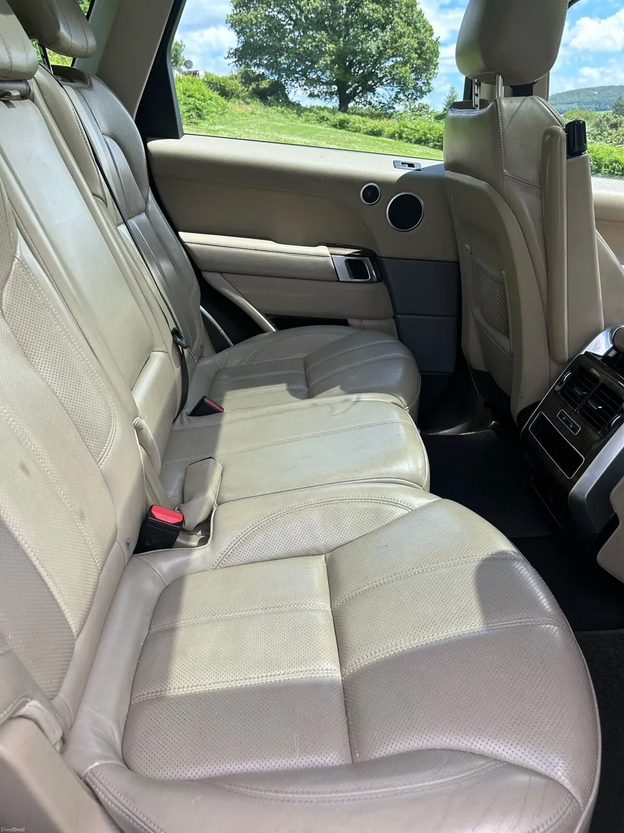 Land Rover Range Rover Soort - Image 4