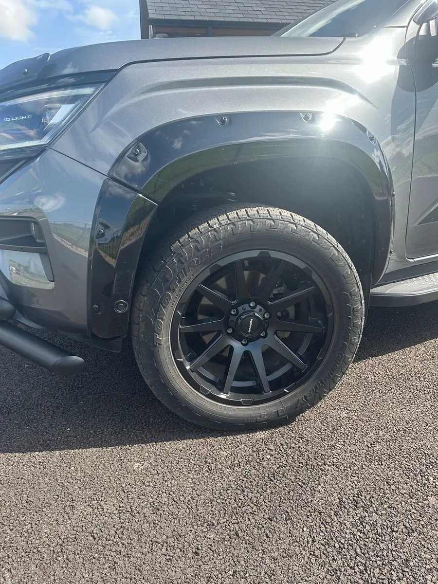 Volkswagen Amarok - Image 6