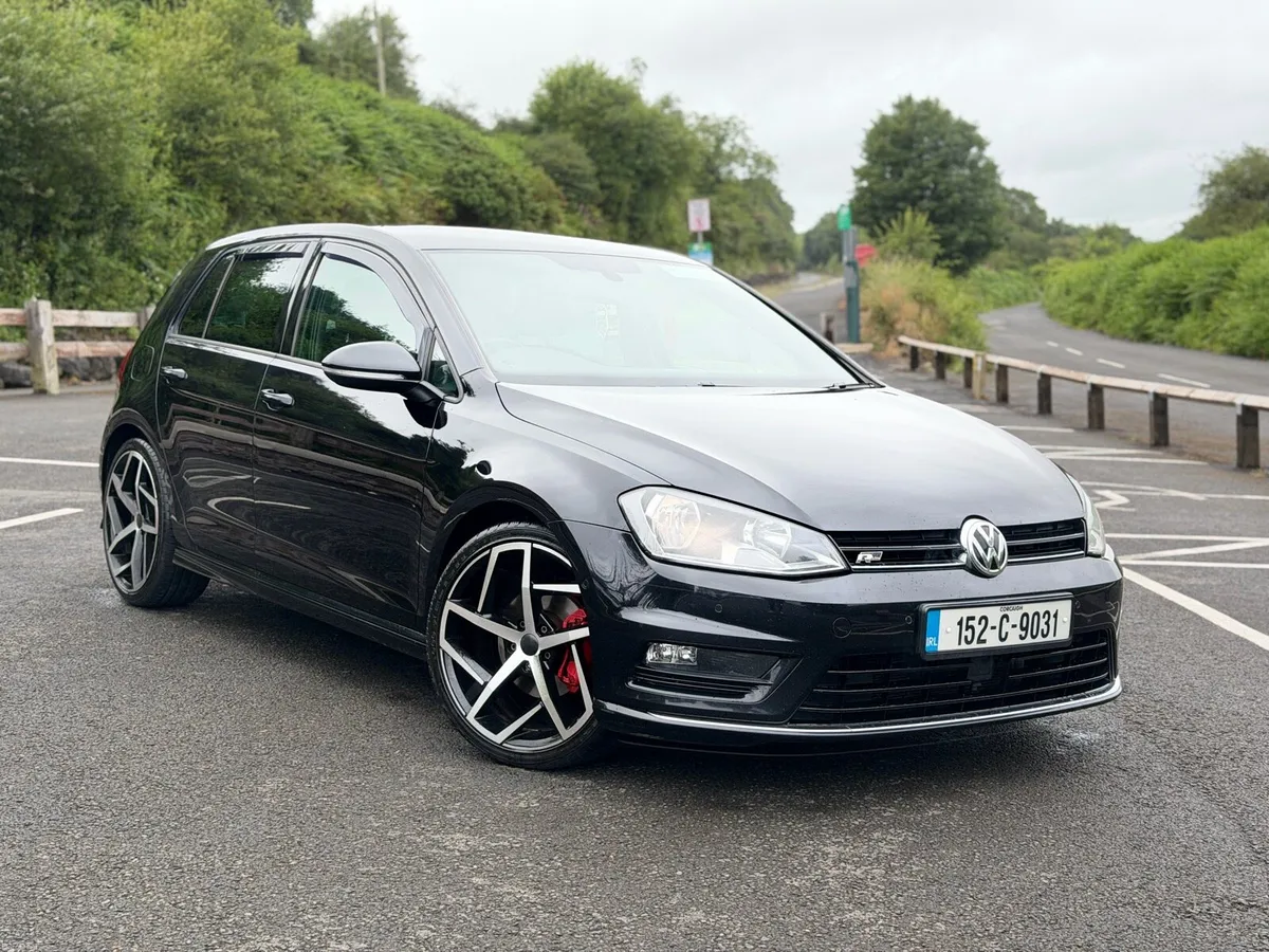 Volkswagen Golf R-Line - Image 1