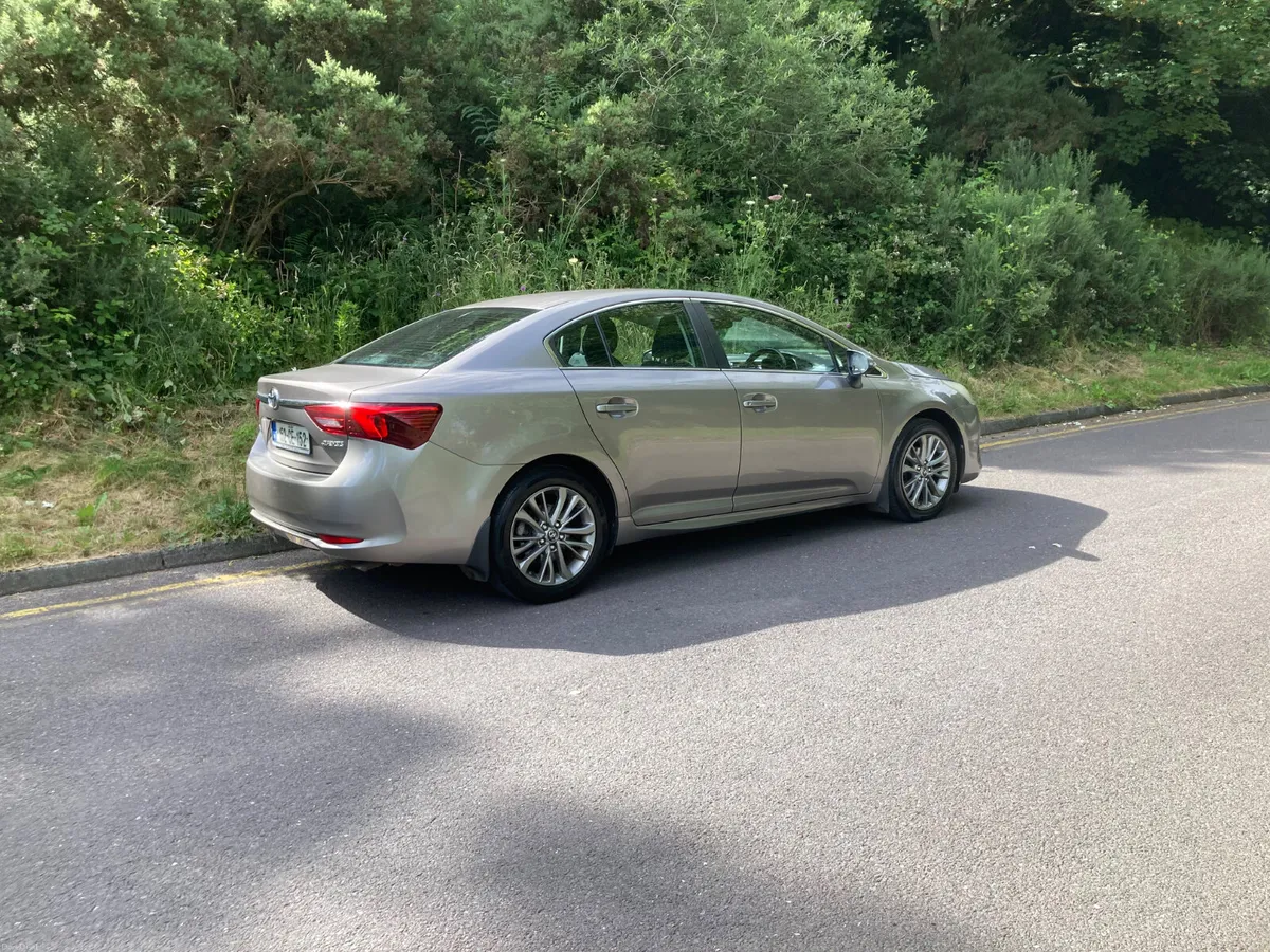2015 Toyota Avensis 1.6 Diesel Luna Saloon - Image 3