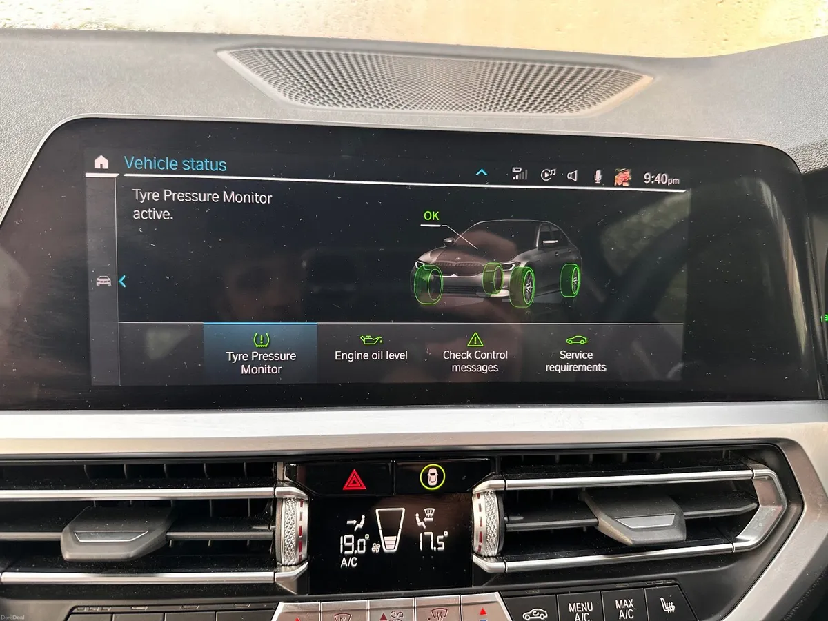 BMW 3-Series 2020 - Image 6