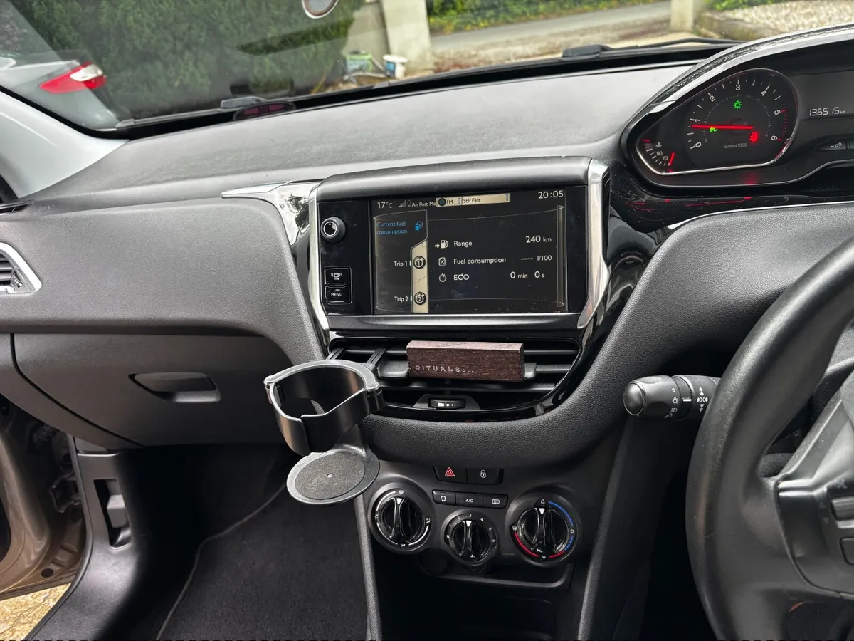 Peugeot 208 2013 - Image 5