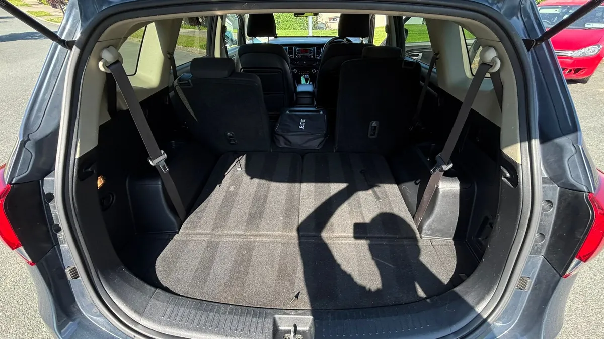 Kia Carens 2014 - Image 4