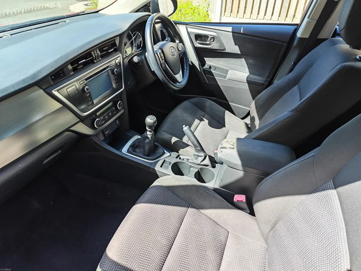 Toyota Auris 2015 1.4 Diesel NCT 27 - Image 3