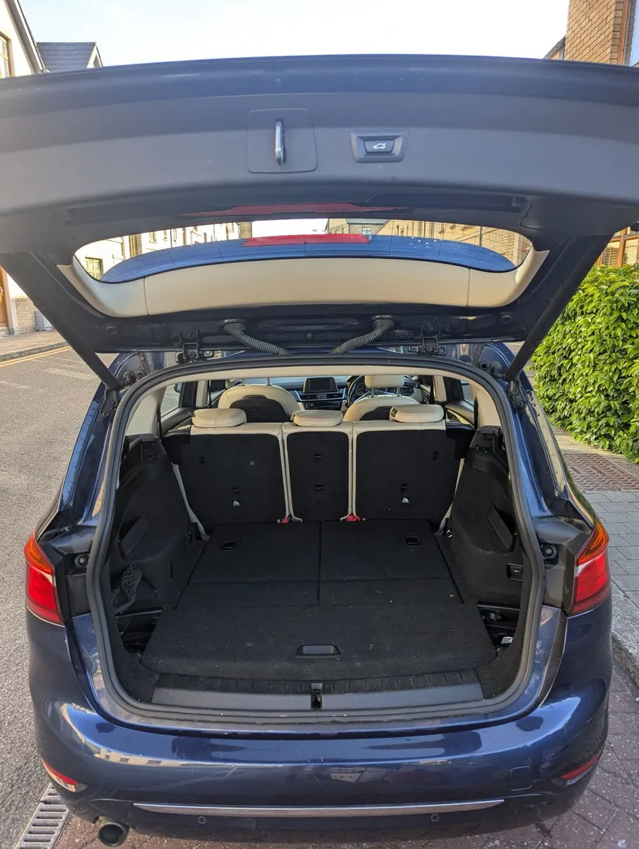 BMW 218i Gran Tourer 2016 - Image 3