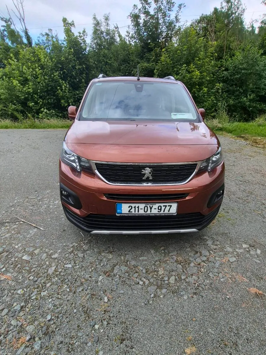 2021 Peugeot Rifter 7 seater Wheelchair - Image 1