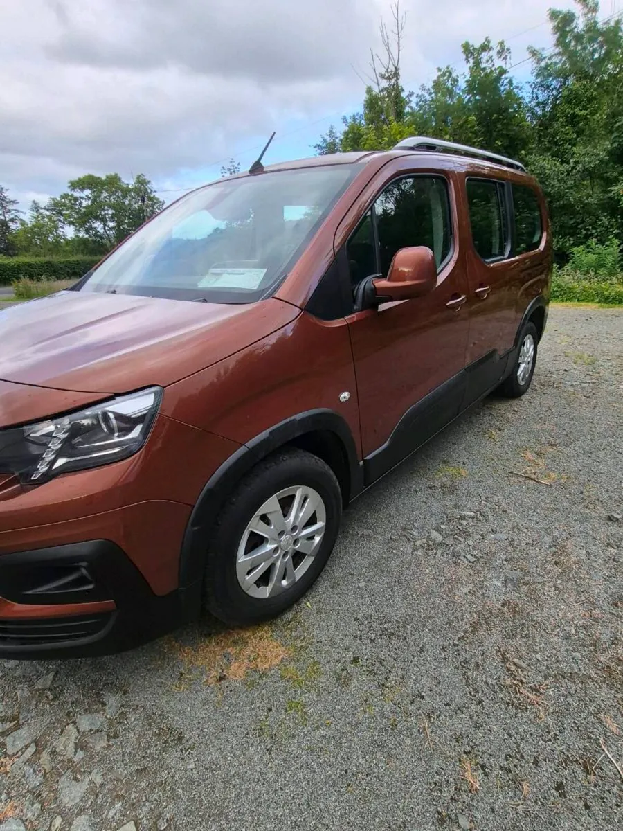 2021 Peugeot Rifter 7 seater Wheelchair - Image 3