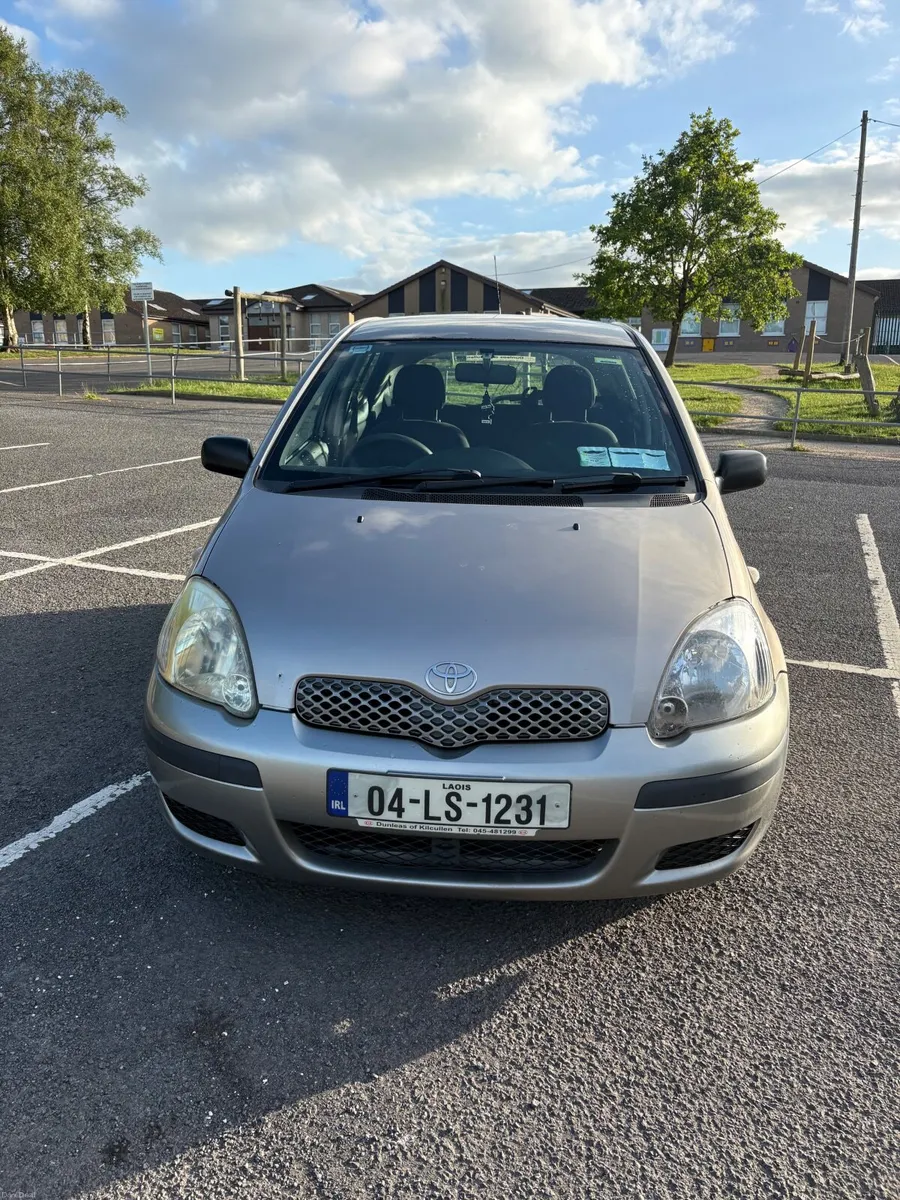 Toyota Yaris 2004 - Image 1