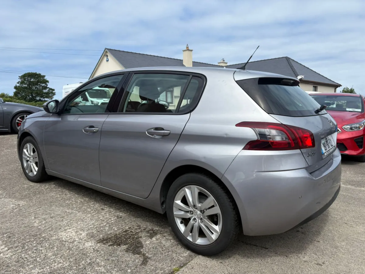 Peugeot 308 B6 ACTIVE 1.2 110 6.2 4DR - Image 2