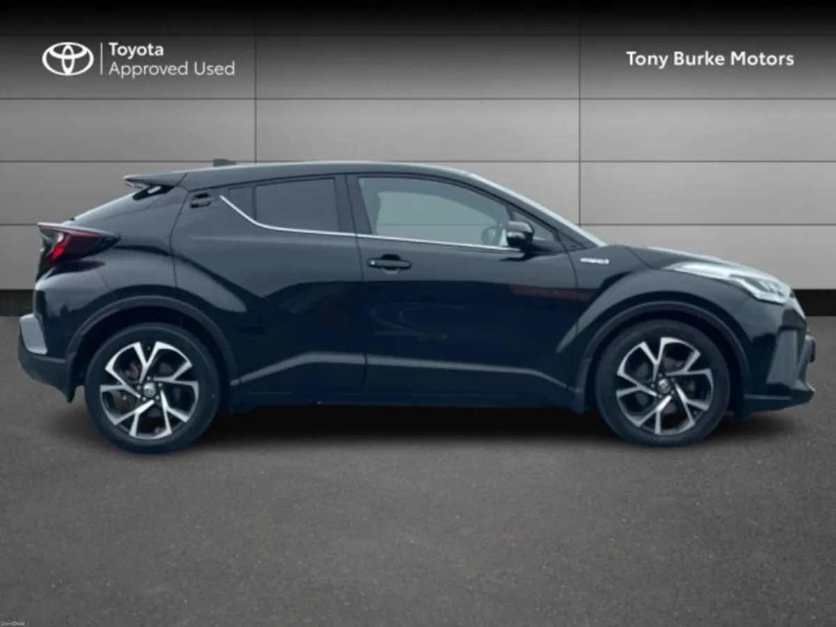 Toyota C-HR Hybrid - Sport Edition - 1.8 Automatic - Image 3