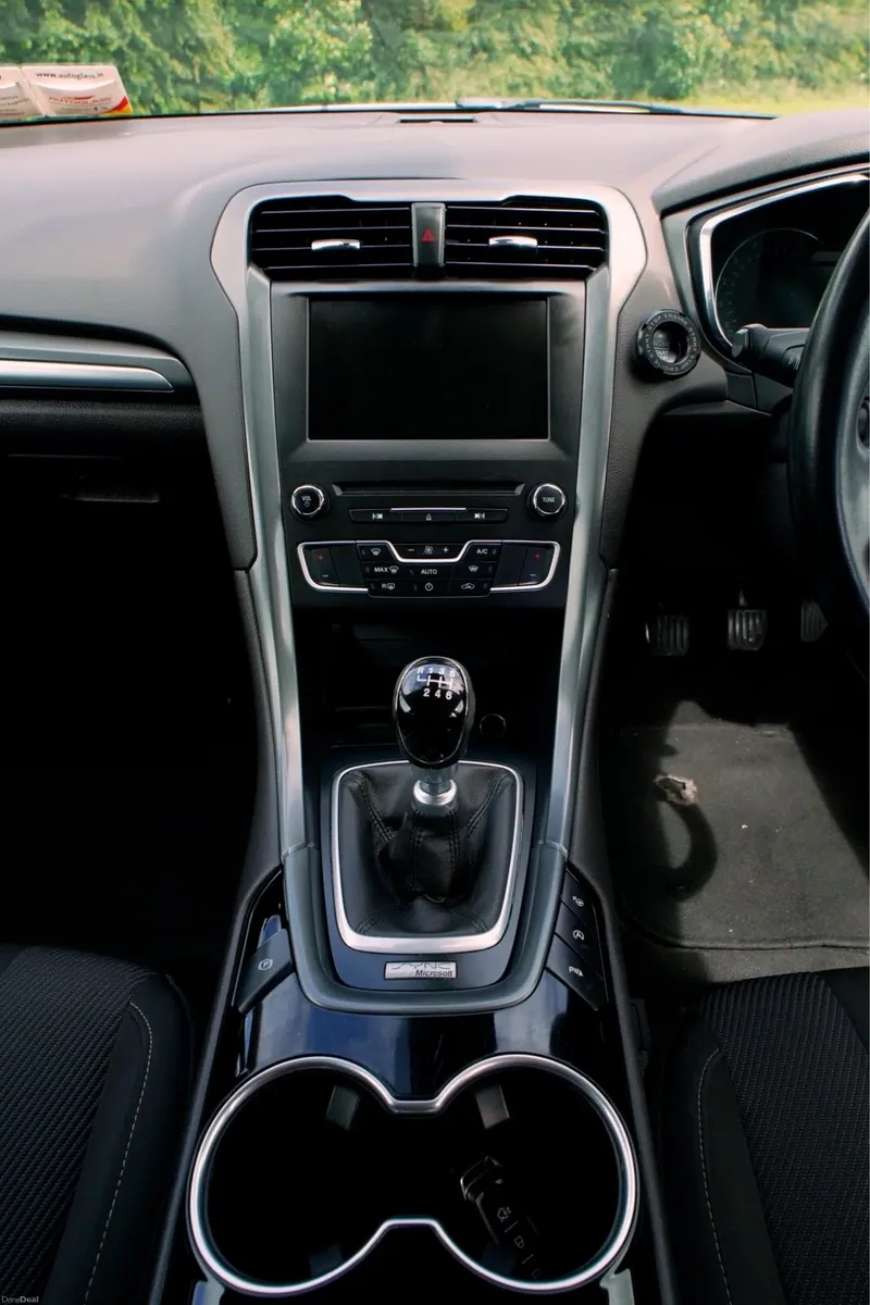 Ford Mondeo 2.0 - Image 2