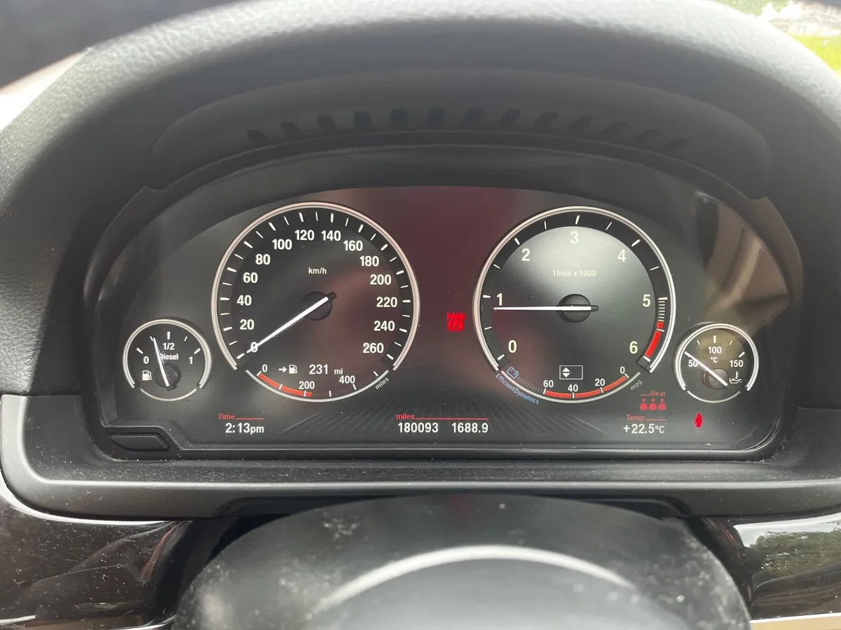 BMW 5-Series 2015 - Image 3